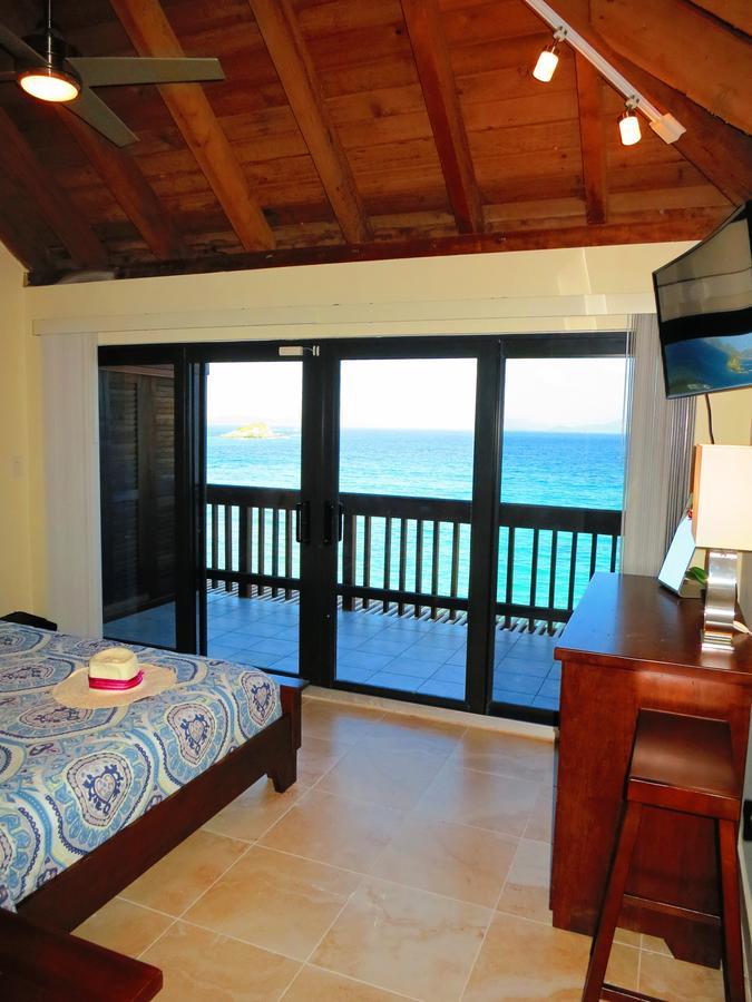 2Br Luxury Beachfront Duplex Villa On Sapphire Beach III East End  Exterior photo